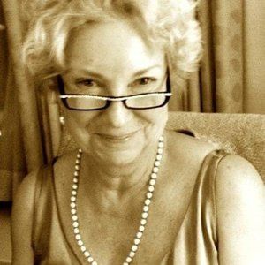 Meet your Posher, Candace